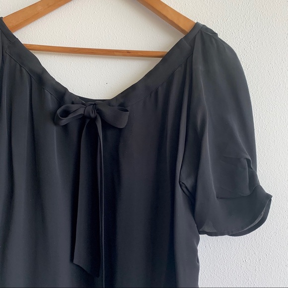 Joie romantic sleeves black silk blouse size small - Picture 2 of 5